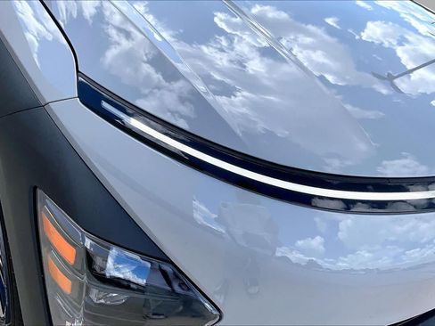 Used 2025 Hyundai Kona SEL FWD image 26