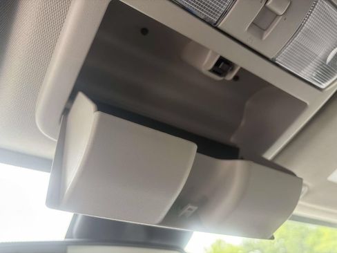 New 2026 Nissan Frontier SV w/ Tow Package RWD image 19