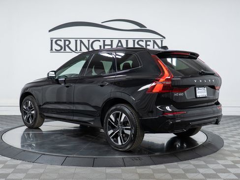 New 2026 Volvo XC60 B5 Core w/ Climate Package image 7