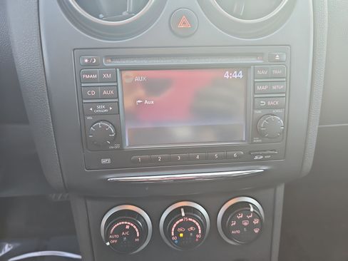 Used 2012 Nissan Rogue SL image 19