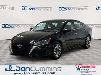 Used 2024 Nissan Altima 2.5 SV FWD video 1