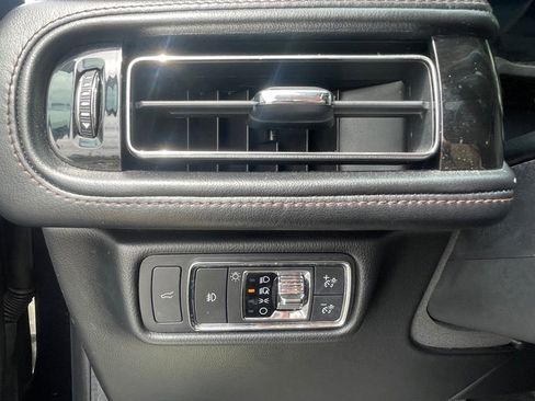 Used 2020 Lincoln Aviator Reserve w/ Equipment Group 201A image 30