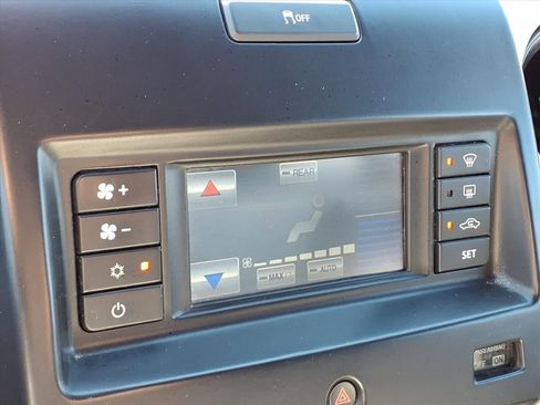 Used 2014 Ford F150 Raptor w/ Exterior Graphics Package image 22