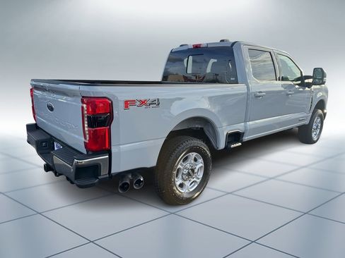 New 2026 Ford F250 XLT w/ XLT Premium Package image 4