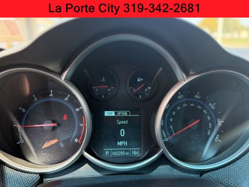 Used 2014 Chevrolet Cruze LT FWD image 15