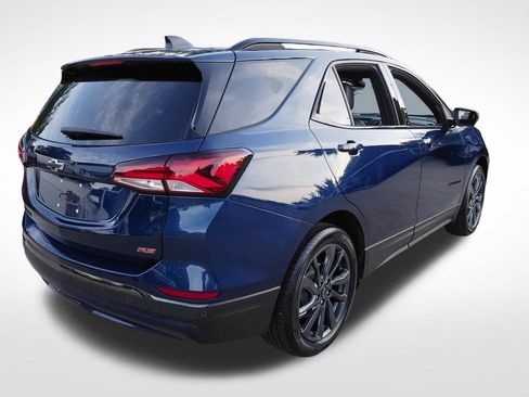 Certified 2022 Chevrolet Equinox RS FWD image 7