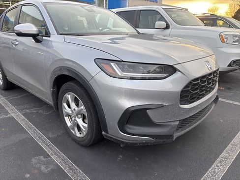 Used 2023 Honda HR-V LX image 6