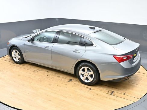 Used 2023 Chevrolet Malibu LS image 6