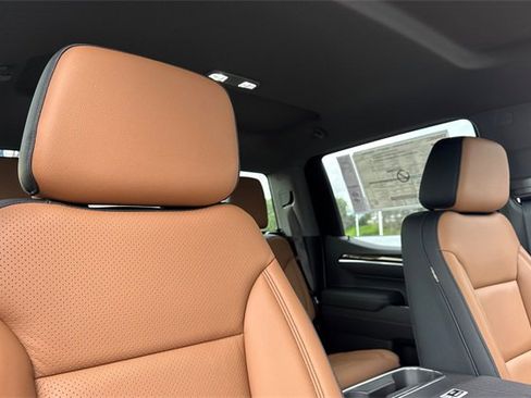 New 2026 GMC Sierra 1500 Elevation image 16