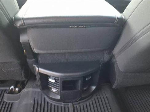 Used 2024 RAM 3500 Tradesman w/ Chrome Appearance Group AWD/4WD image 24
