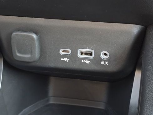 Used 2021 Chevrolet TrailBlazer ACTIV w/ Sun and Liftgate Package image 12