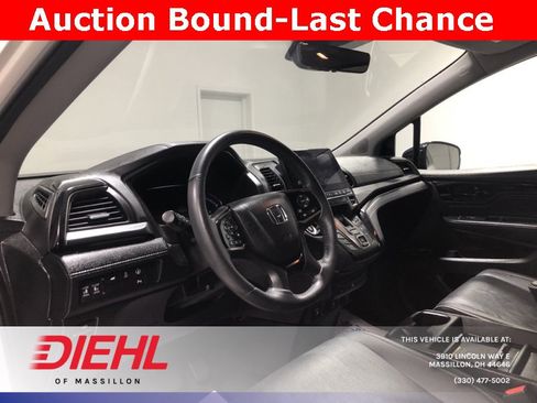 Used 2023 Honda Odyssey Elite image 23