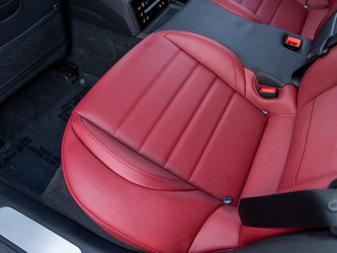 Certified 2024 Porsche Panamera image 41