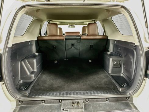 Used 2017 Toyota 4Runner Limited AWD/4WD image 30