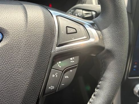 Used 2024 Ford Edge SEL AWD/4WD image 17