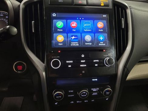 Used 2019 Subaru Ascent Premium image 15