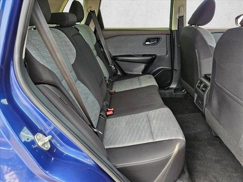 Used 2023 Nissan Rogue SV AWD/4WD image 24