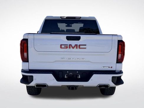 Used 2023 GMC Sierra 1500 AT4 AWD/4WD image 5