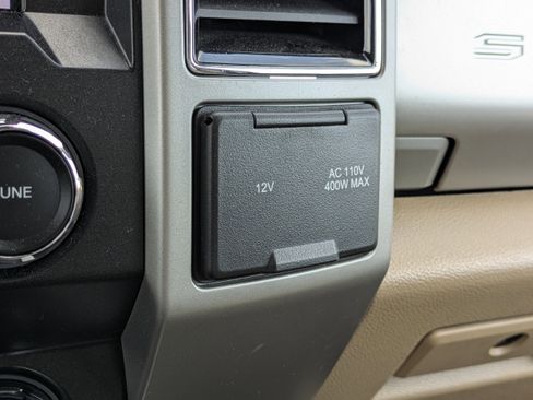 Certified 2021 Ford F250 Lariat w/ Lariat Ultimate Package image 29