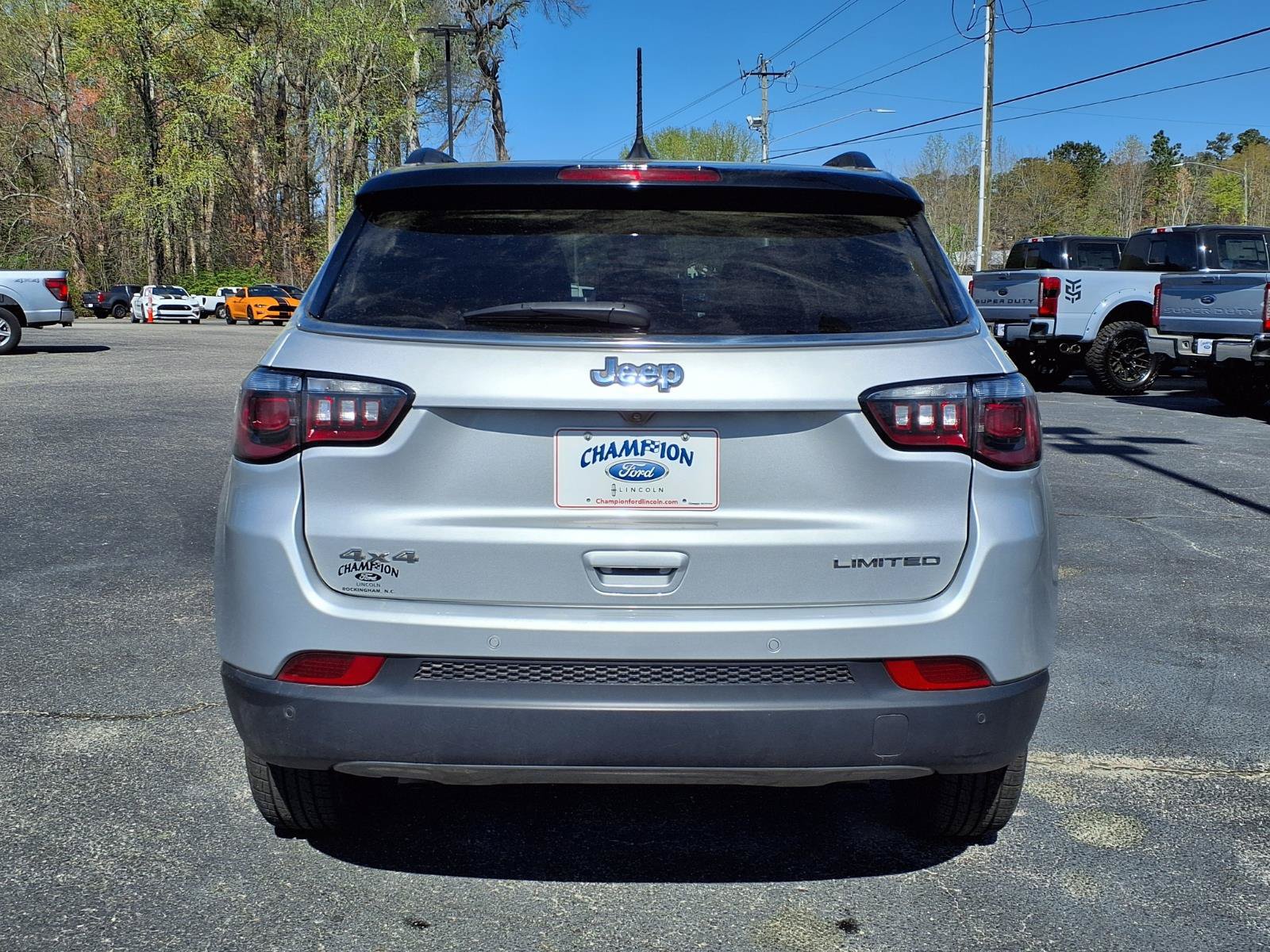 Used 2024 Jeep Compass Limited AWD/4WD image 23