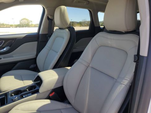 New 2026 Lincoln Corsair Grand Touring AWD/4WD image 21