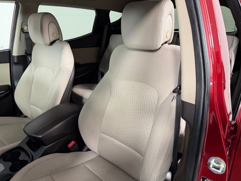 Used 2017 Hyundai Santa Fe Sport image 14