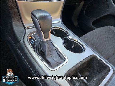 Used 2020 Jeep Grand Cherokee Laredo w/ 18" Wheel & 8.4" Radio Group image 24