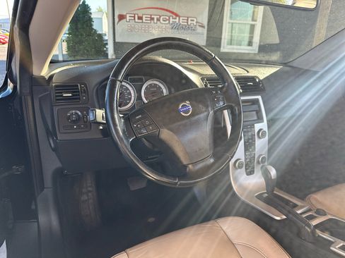 Used 2013 Volvo C70 T5 image 34