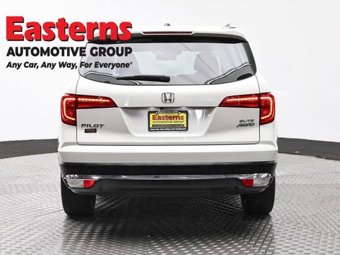 Used 2017 Honda Pilot Elite image 6