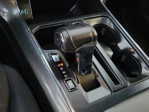 Certified 2022 Ford F150 XLT w/ Equipment Group 302A High image 33