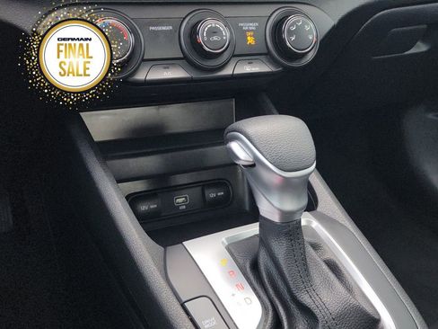 Certified 2023 Kia Forte LXS w/ LXS Technology Package image 23