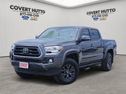 Used 2023 Toyota Tacoma SR5 w/ Technology Package