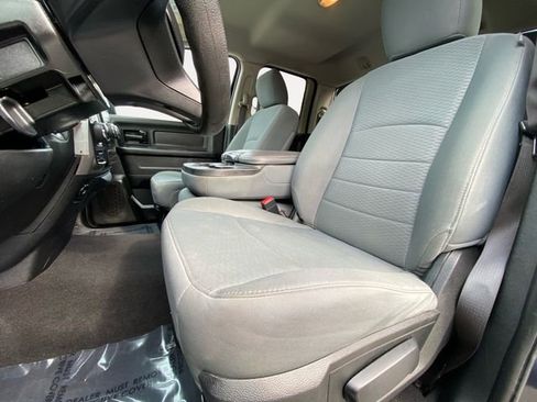 Used 2017 RAM 1500 Express image 9