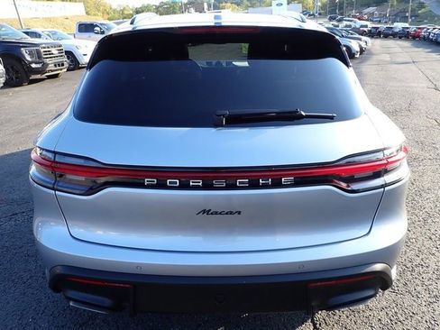 Used 2022 Porsche Macan image 7