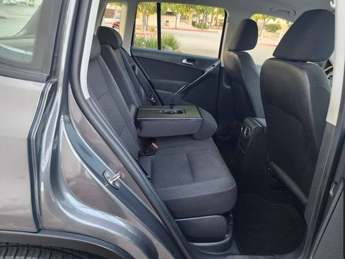 Used 2015 Volkswagen Tiguan S FWD image 13
