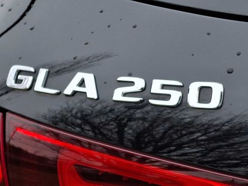 Certified 2023 Mercedes-Benz GLA 250 4MATIC image 28