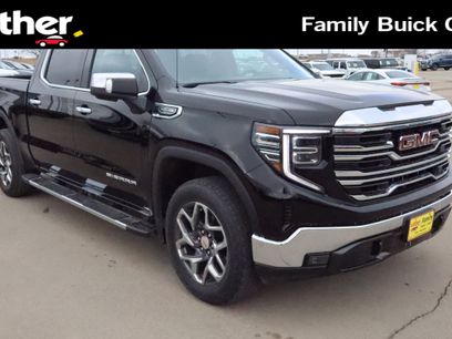 Certified 2023 GMC Sierra 1500 SLT w/ SLT Premium Package