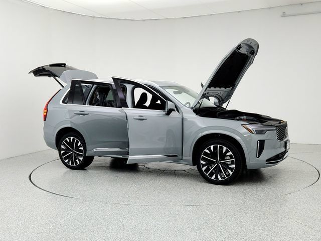 New 2026 Volvo XC90 B6 Plus w/ Protection Package Premier AWD/4WD image 10
