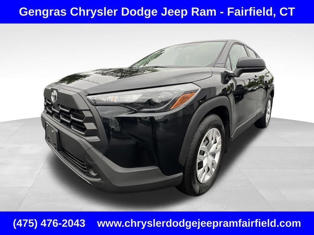 Used 2026 Toyota Corolla Cross L AWD/4WD image 8
