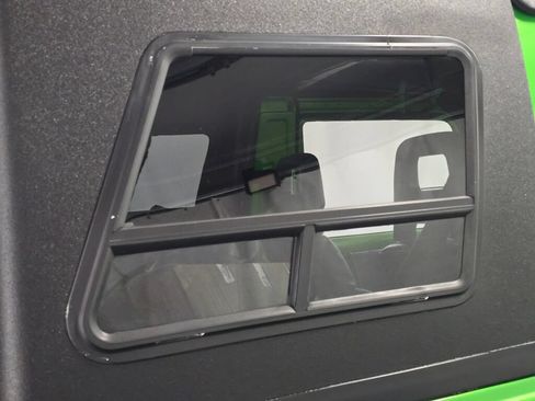 Used 1988 Suzuki Samurai 4WD Soft Top image 28