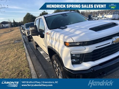 Certified 2025 Chevrolet Silverado 2500 Custom w/ Custom Value Package image 1