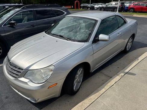 Used 2008 Chrysler Sebring Touring w/ Special Touring Group FWD image 12
