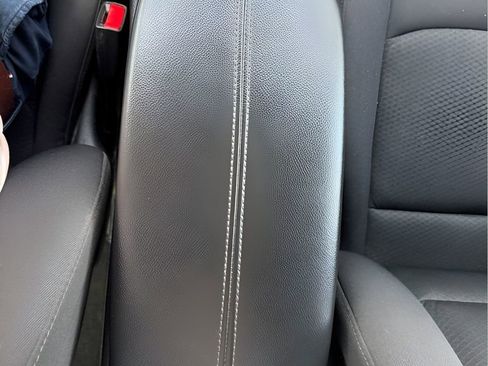 Used 2022 Chevrolet Malibu LT FWD image 29