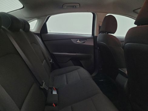 Used 2021 Kia Forte Sedan image 19