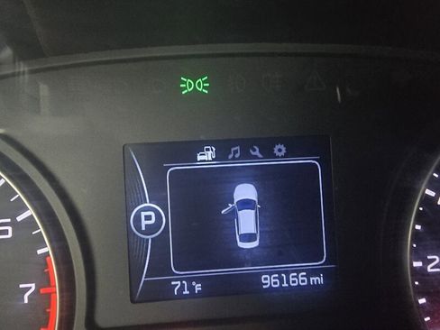 Used 2018 Kia Optima EX image 11