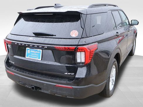 New 2026 Ford Explorer Active AWD/4WD image 5