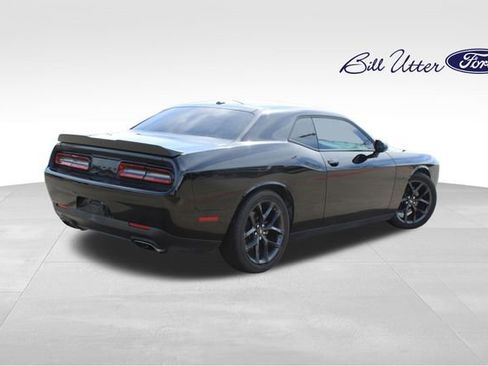 Used 2021 Dodge Challenger R/T w/ Blacktop Package image 5