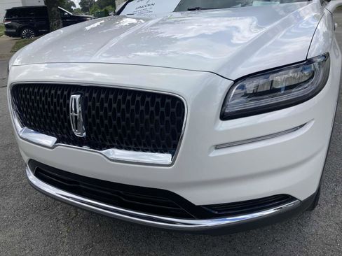 Certified 2022 Lincoln Nautilus Reserve image 10