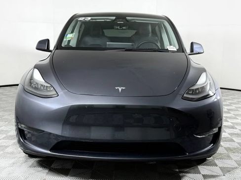 Used 2023 Tesla Model Y Long Range AWD/4WD image 9