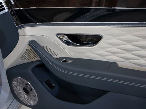 Used 2020 Bentley Flying Spur W12 w/ First Edition Specification image 51